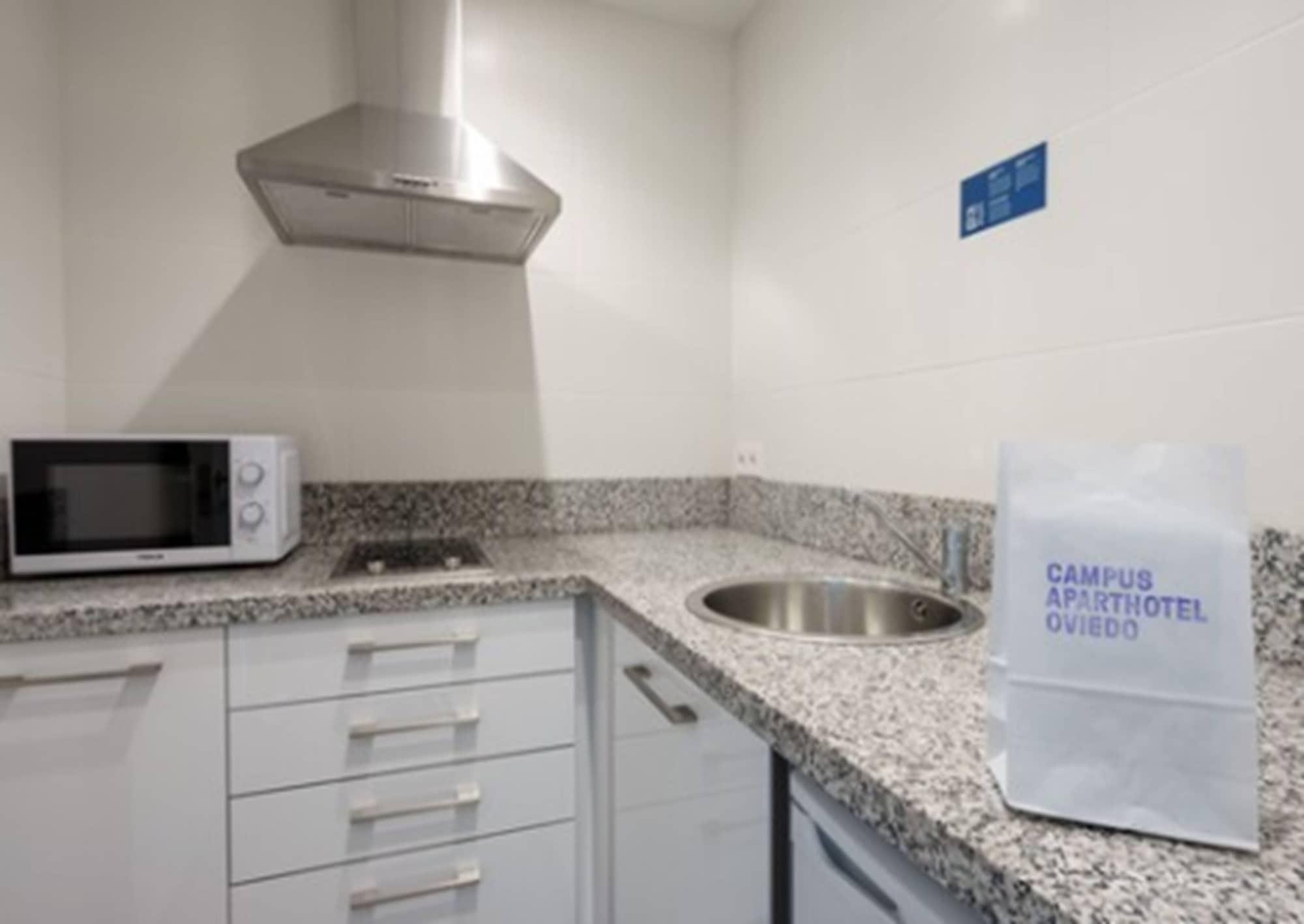 אוביידו Aparthotel Campus מראה חיצוני תמונה