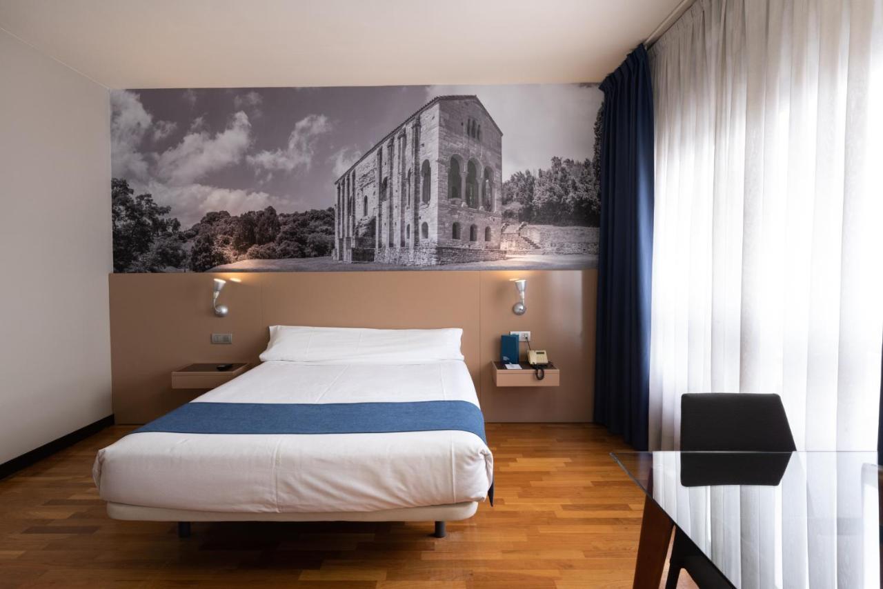 אוביידו Aparthotel Campus מראה חיצוני תמונה